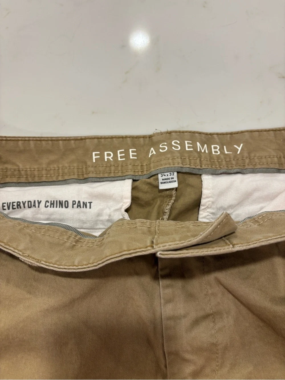 Men's Casual Tan Chino Pants - Lightweight Everyday Wear